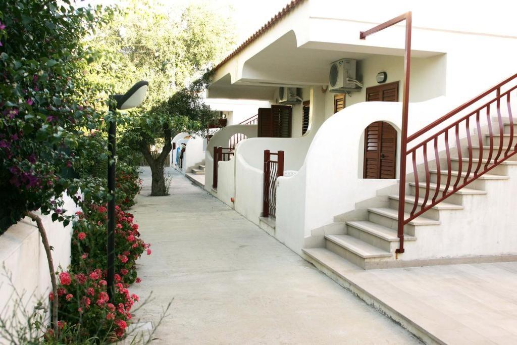 Residence Adriatico Mattinata Exteriér fotografie